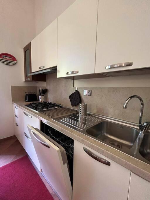 Villino La Rosa Antica Apartment Флоренция Екстериор снимка
