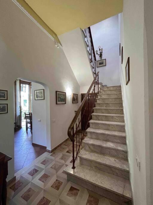 Villino La Rosa Antica Apartment Флоренция Екстериор снимка