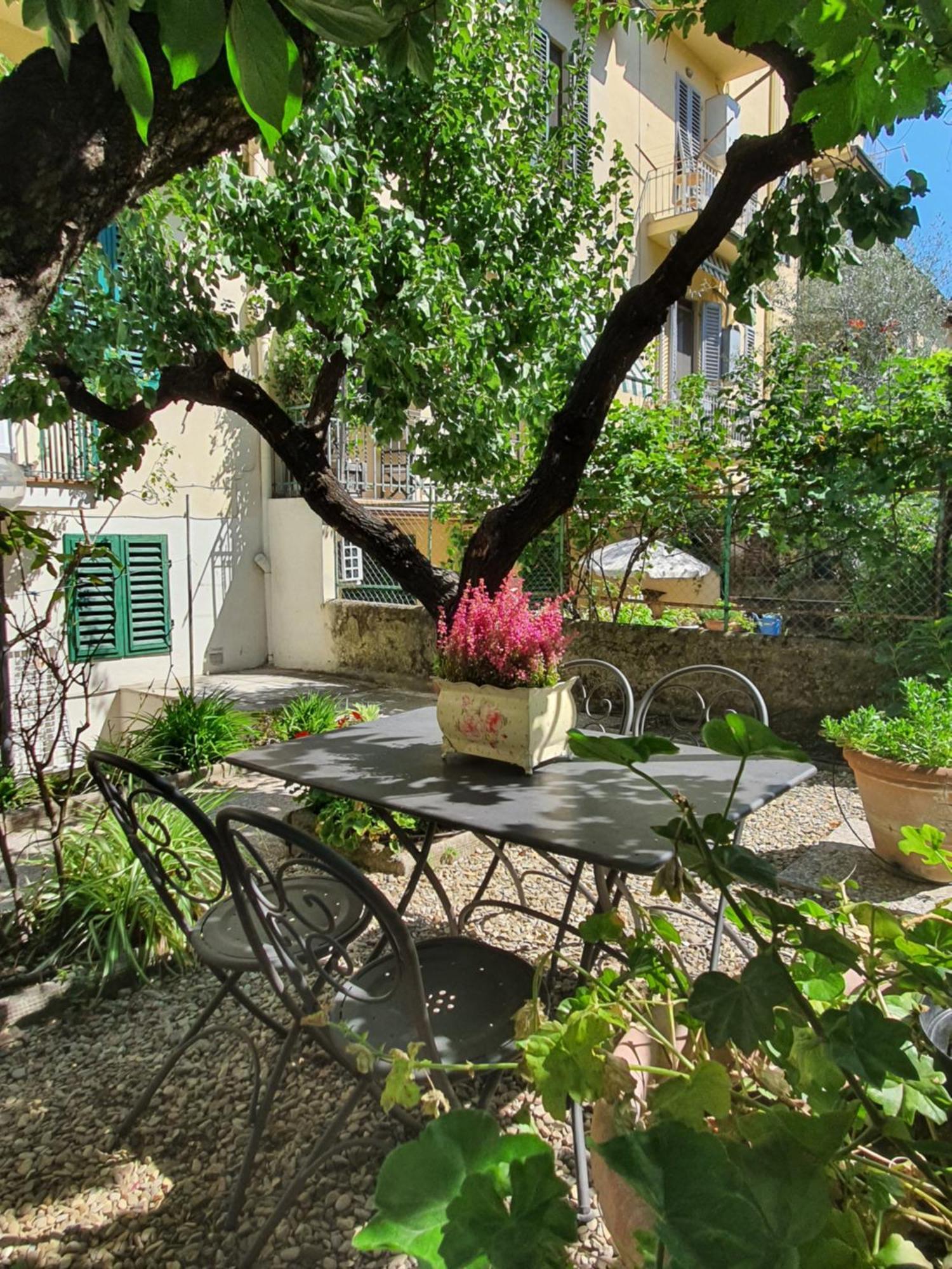 Villino La Rosa Antica Apartment Флоренция Екстериор снимка